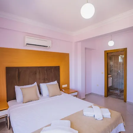 Ovacikta 3 Odali Oezel Havuzlu Royal 14 빌라 *