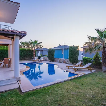 Ovacikta 3 Odali Oezel Havuzlu Royal 14 빌라 *