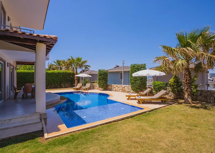 Villa Ovacikta 3 Odali Oezel Havuzlu Royal 14 *