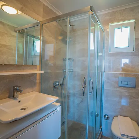 Ovacikta 3 Odali Oezel Havuzlu Royal 14 Villa *