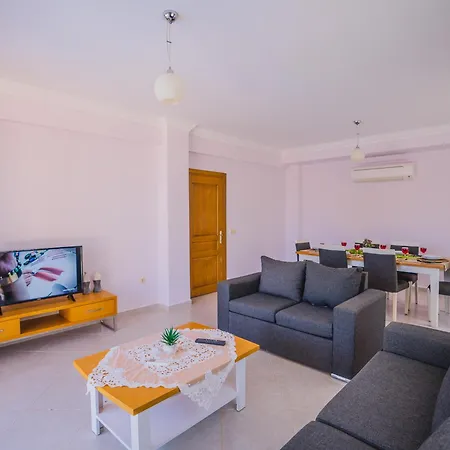 Ovacikta 3 Odali Oezel Havuzlu Royal 14 Vila Fethiye
