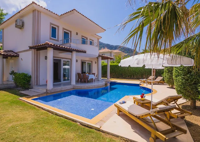 Vila Ovacikta 3 Odali Oezel Havuzlu Royal 14 Fethiye